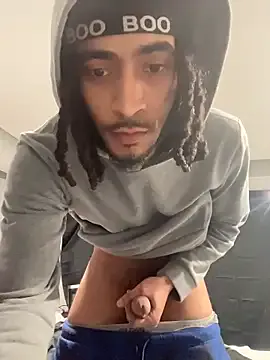 Mellyj053 on StripChat