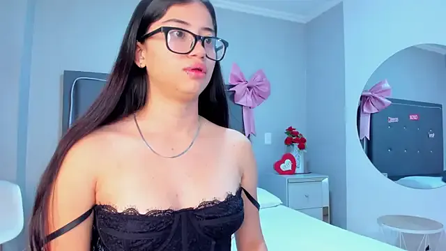 mia_gomez7