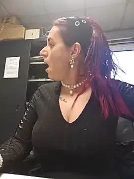 Micorazon088 — j'enleve mon soutien gorge pendant 10mn