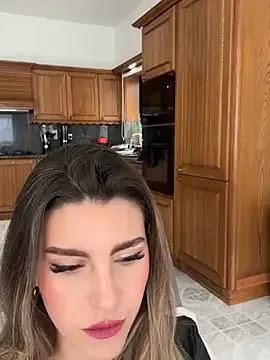 nicole_98 — Freechat on StripChat