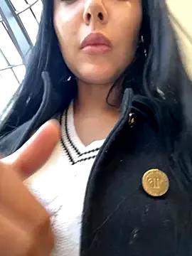 oh_nina from StripChat