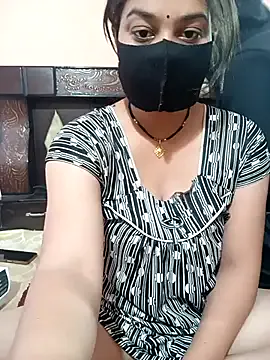 Priyanka_Pal — Freechat on StripChat