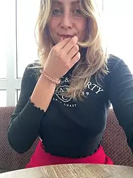 Puzdosia from StripChat