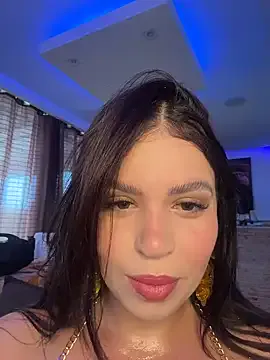 Rafaellaz — Mostrar os peitos novos