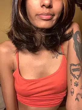 Serah201 from StripChat