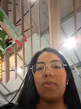 SheenaBrooke on StripChat 