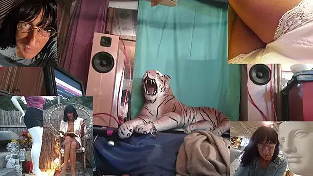 SissiDomination from StripChat