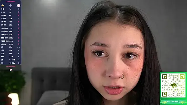 Sssonya on StripChat 