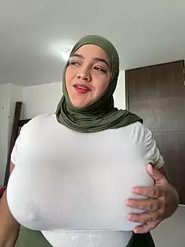sweetmuslim01 from StripChat