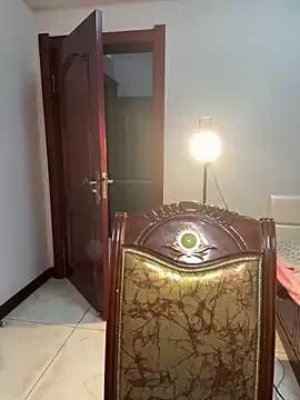 tuanzi125216 from StripChat